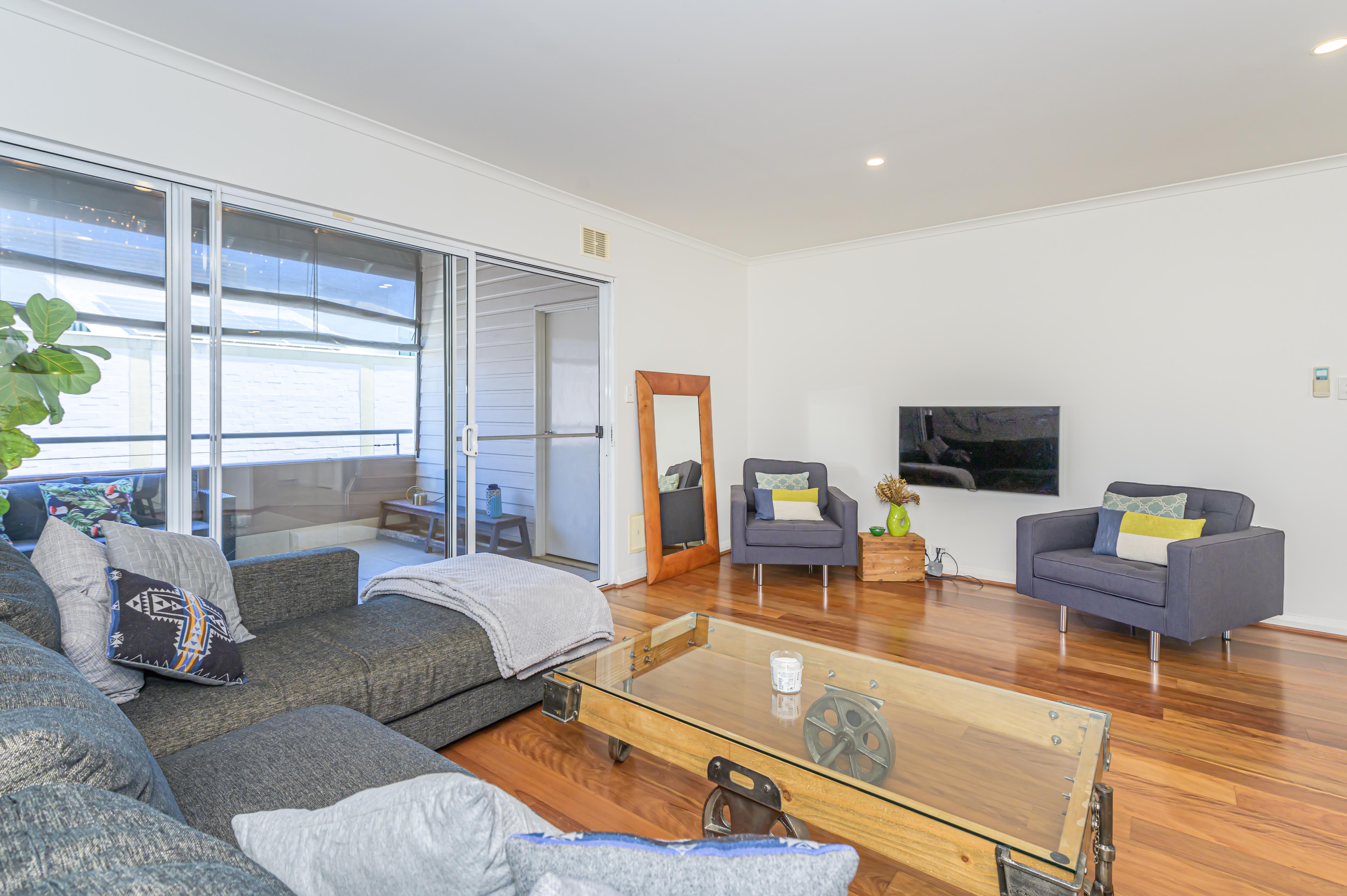 25/628-630 Newcastle Street, LEEDERVILLE WA 6007